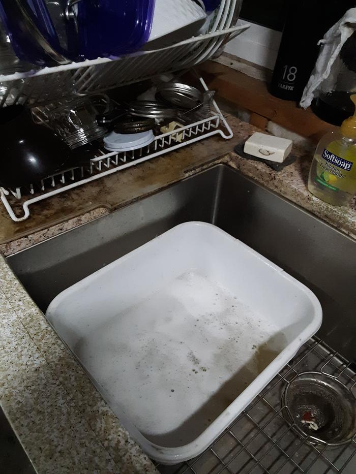 Wash tub with 1" water