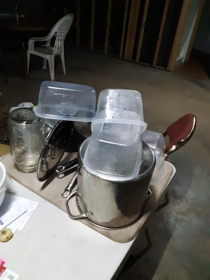 Rest of clean dishes
