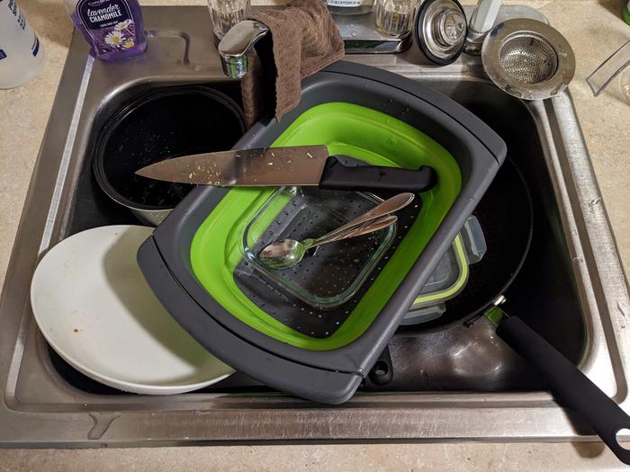 [Thumbnail for 1-dirty-dishes.jpg]
