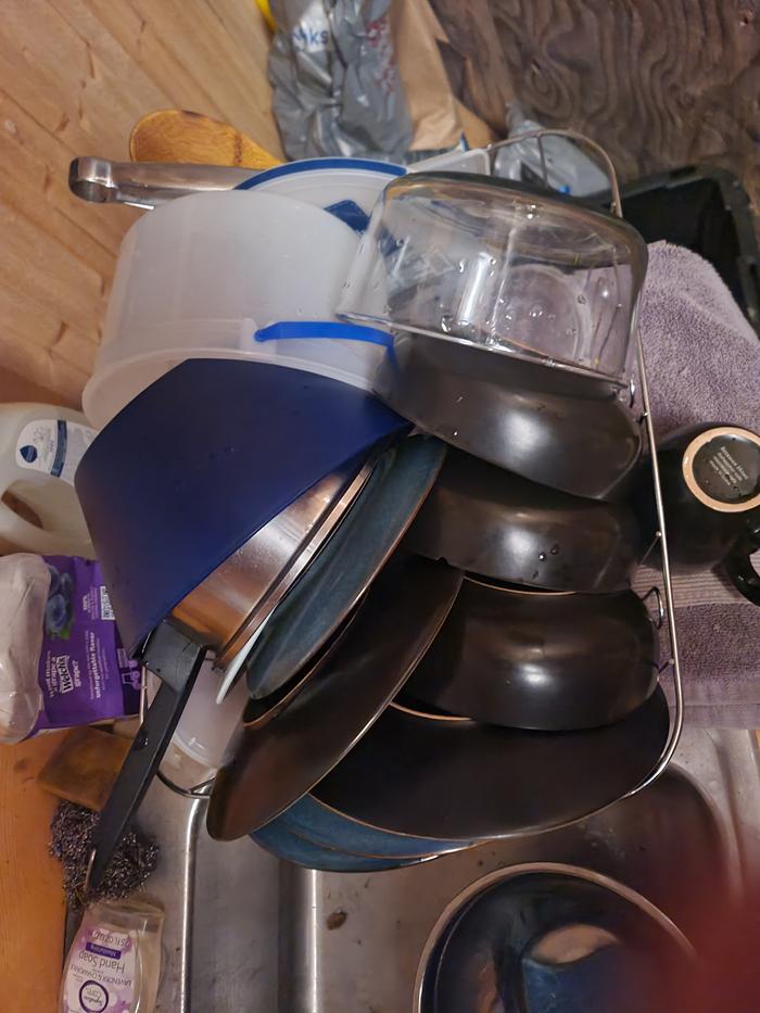 Clean dishes