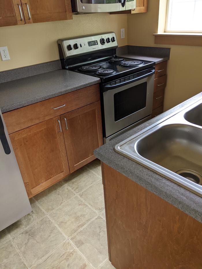 Clean kitchen 