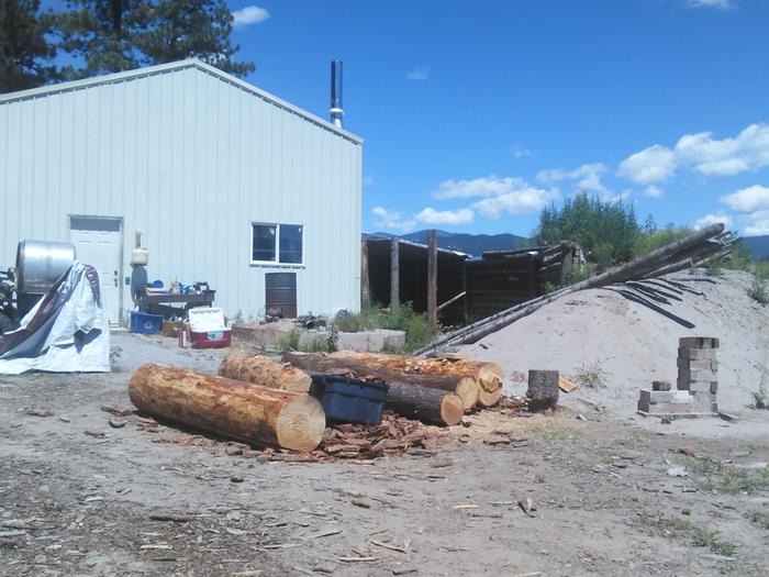 pile o' logs to finish it off