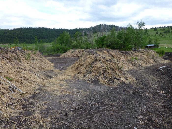 [Thumbnail for Fruit-berm-hall-to-Hugel-Canyon-Entrance.JPG]