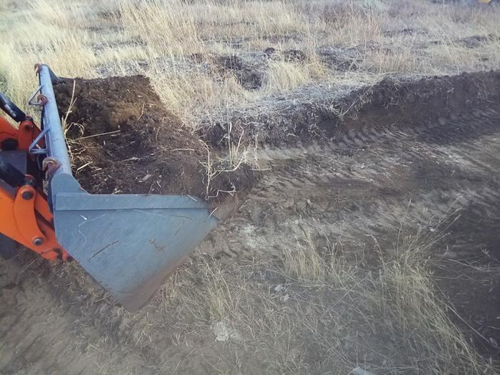 [Thumbnail for removingTopSoil.jpg]